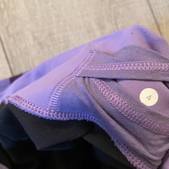 Lululemon Yoga Pants Size 6 - Picture 3 of 4